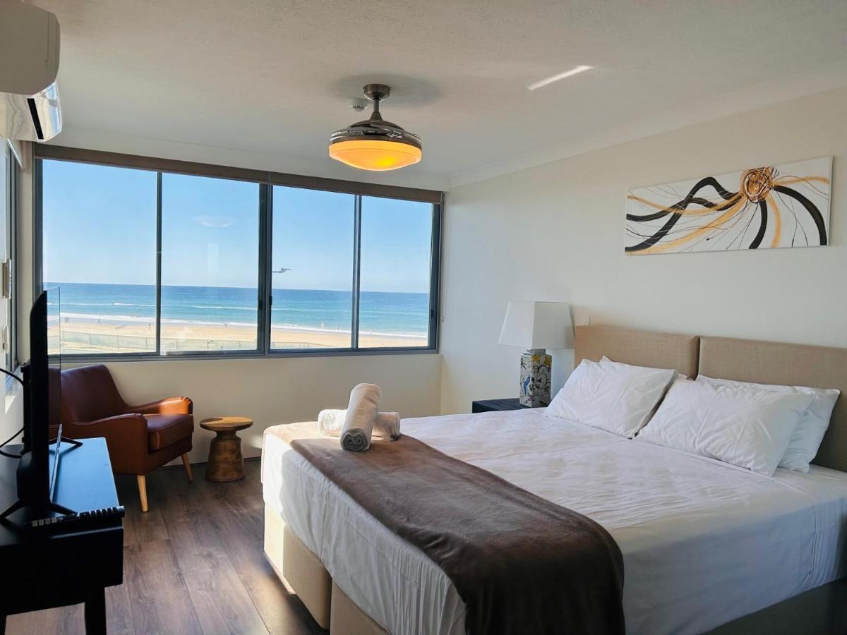 Berkeley On The Beach Gold Coast Exterior foto