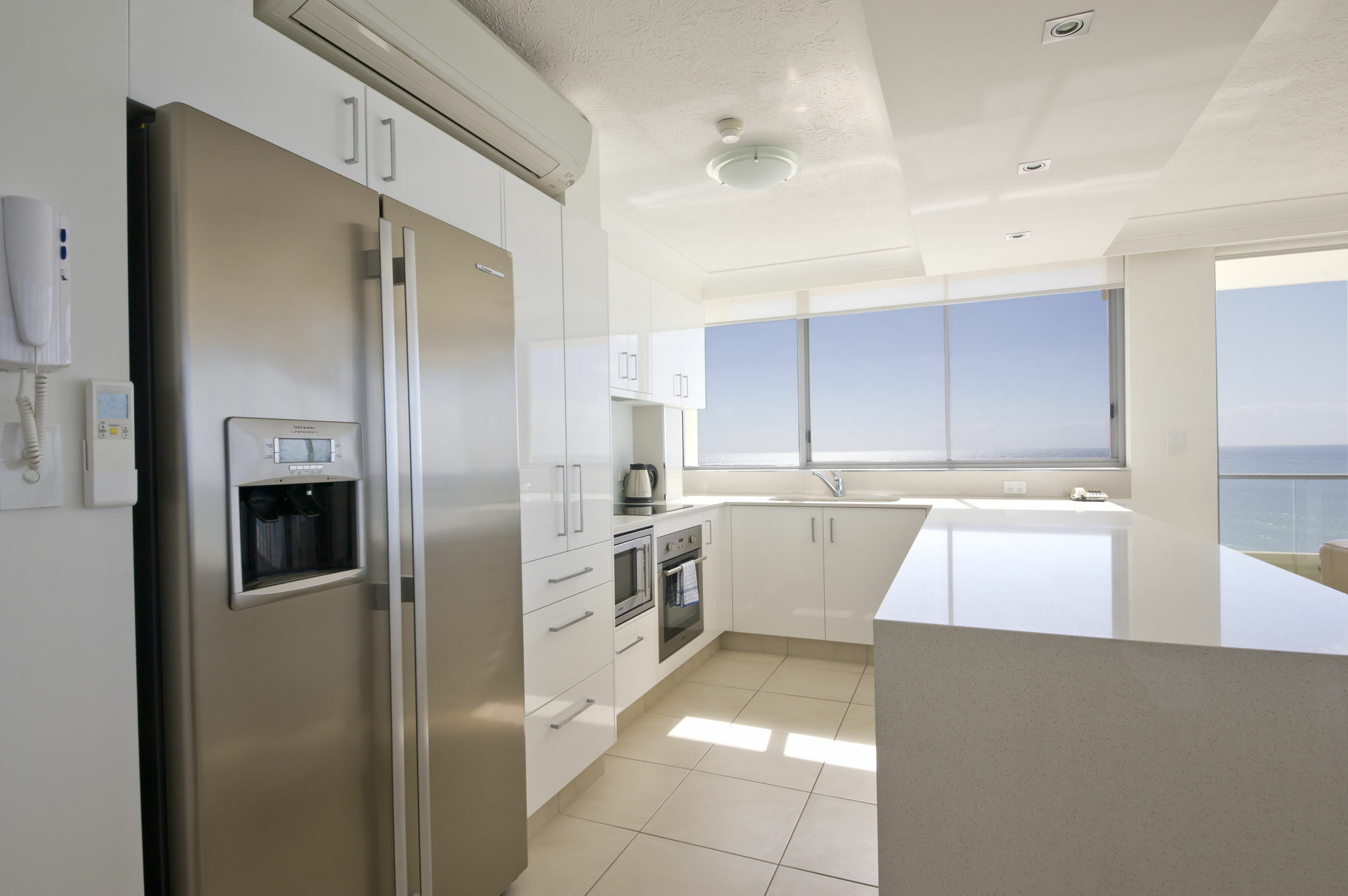 Berkeley On The Beach Gold Coast Exterior foto