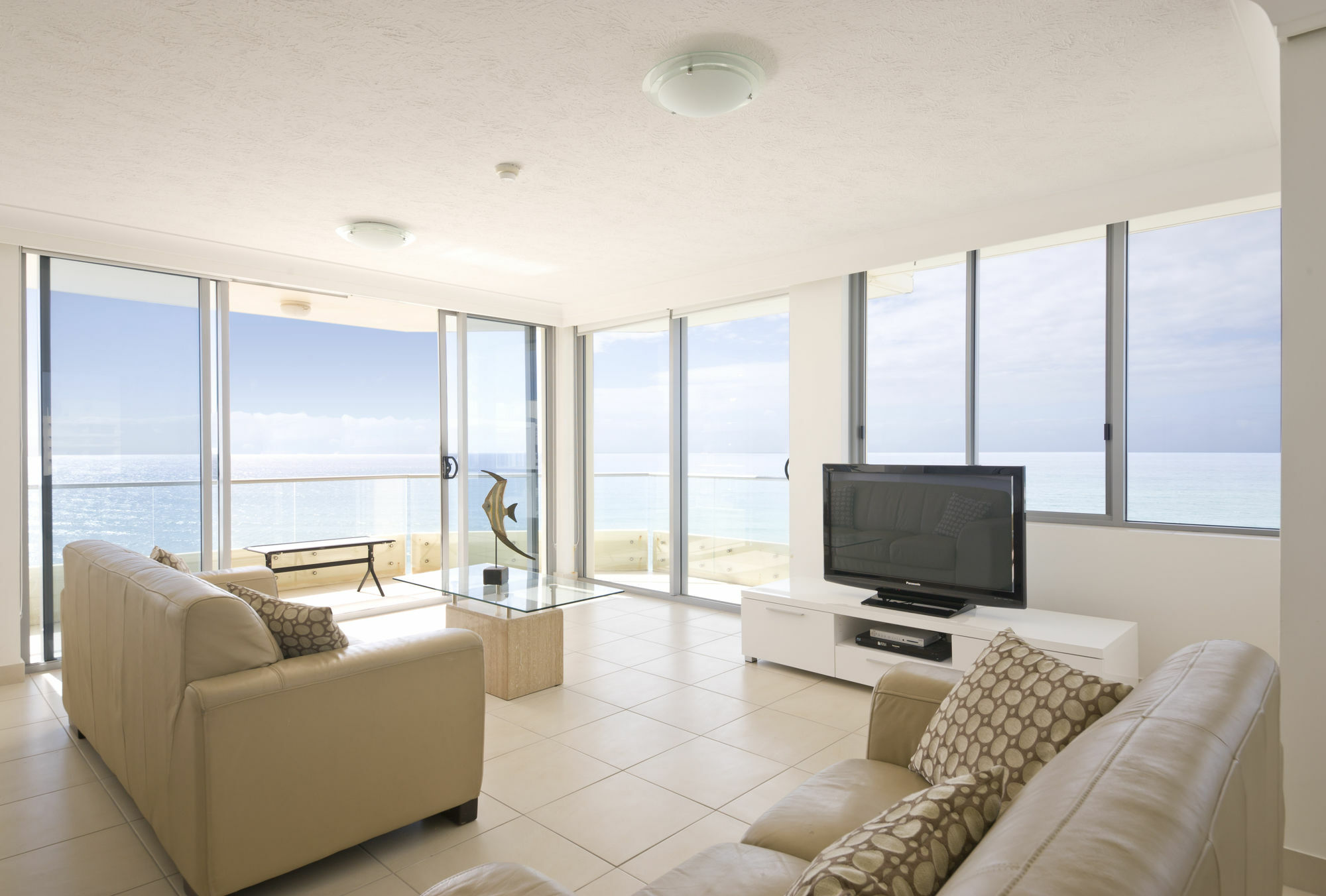 Berkeley On The Beach Gold Coast Exterior foto